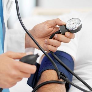 niveles presion arterial alta hipertensión